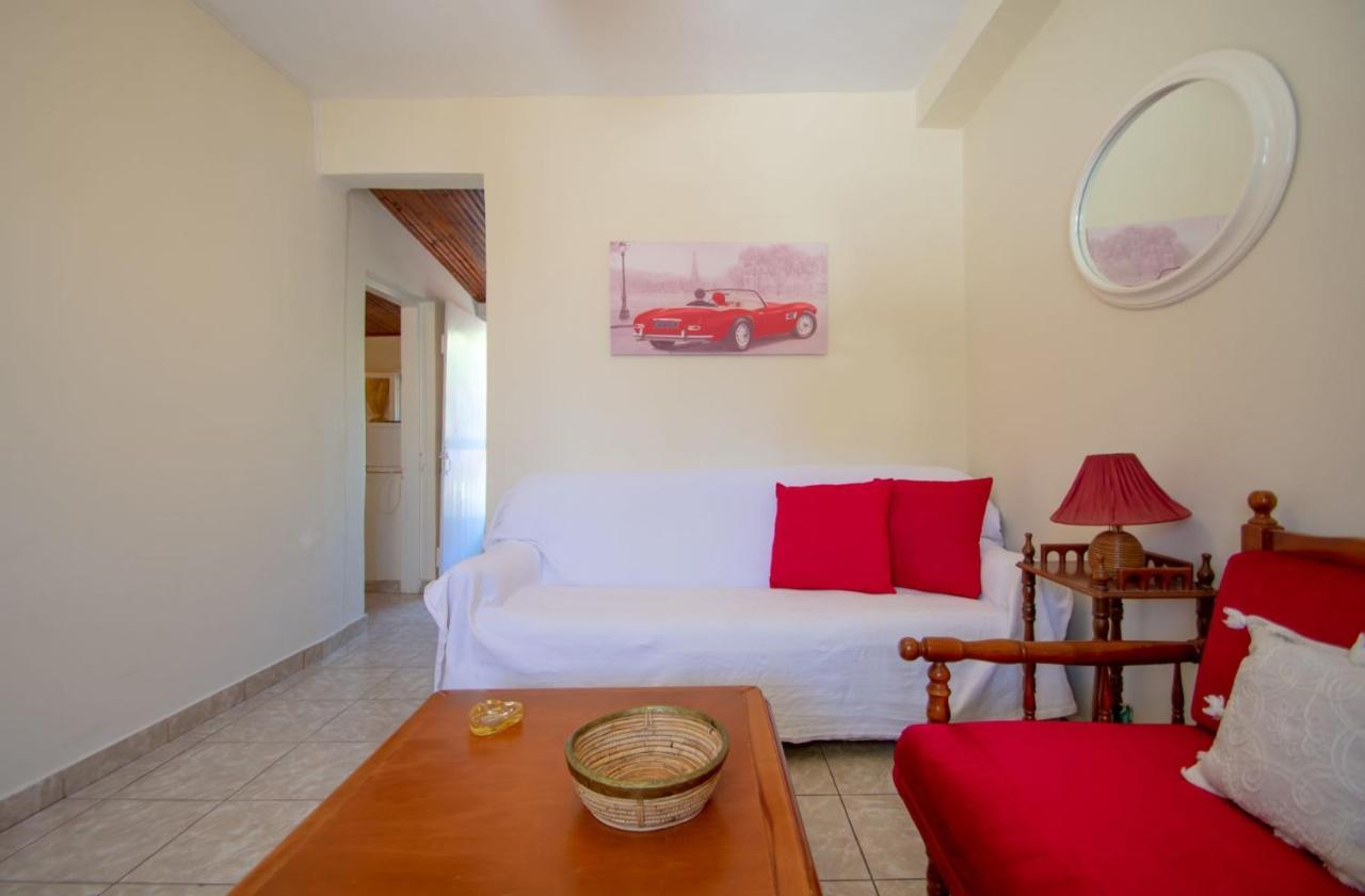 Doras Beach Bungalow B By "Elite" Plános エクステリア 写真