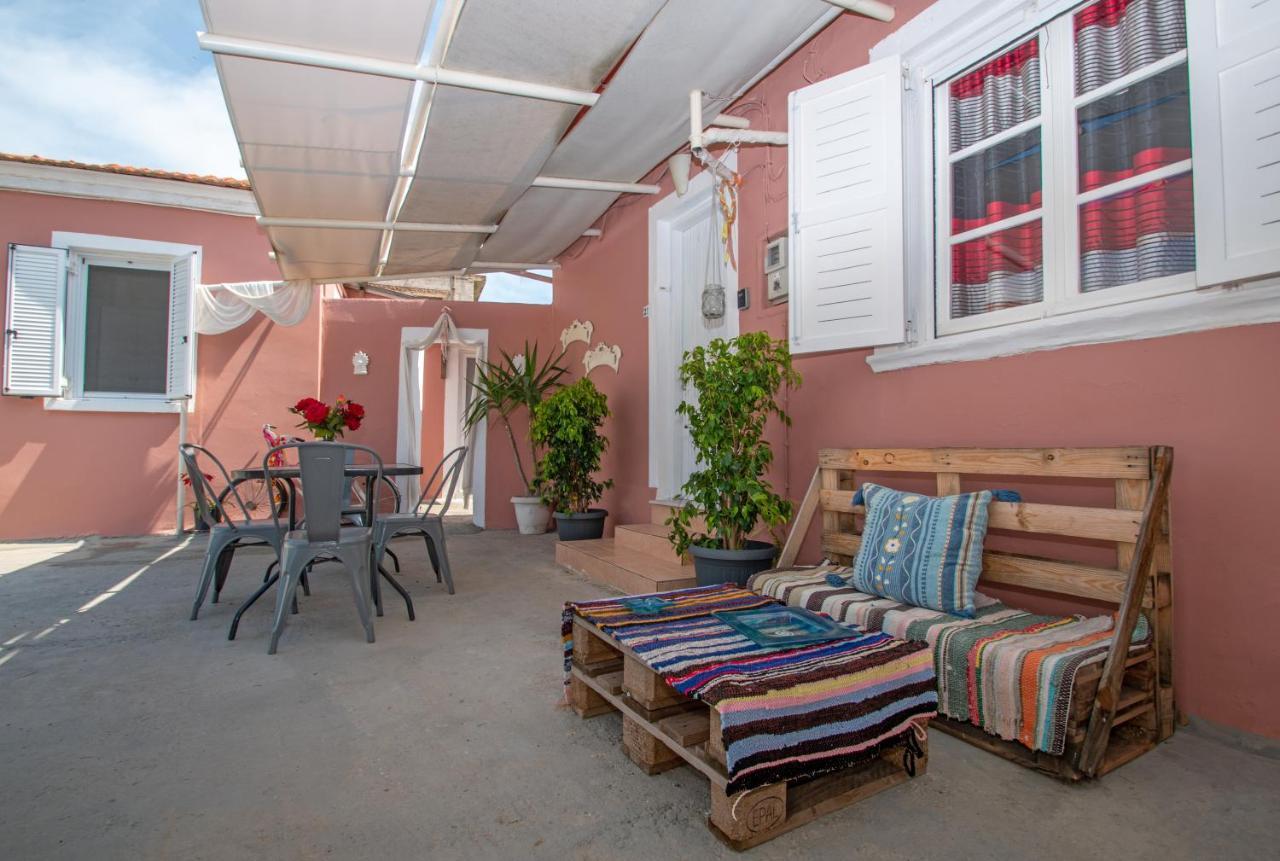 Doras Beach Bungalow B By "Elite" Plános エクステリア 写真